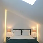 Serviced - Parque Daire