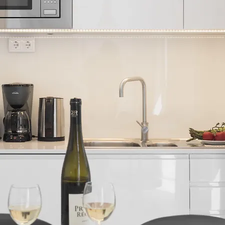 Serviced - Parque Lisbona