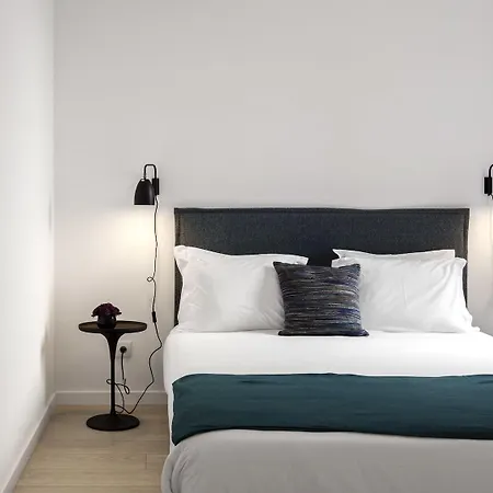 Serviced - Parque Apartment Lisbon