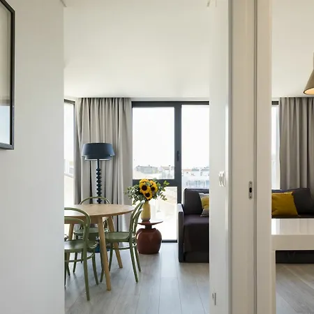 Serviced - Parque Apartment *